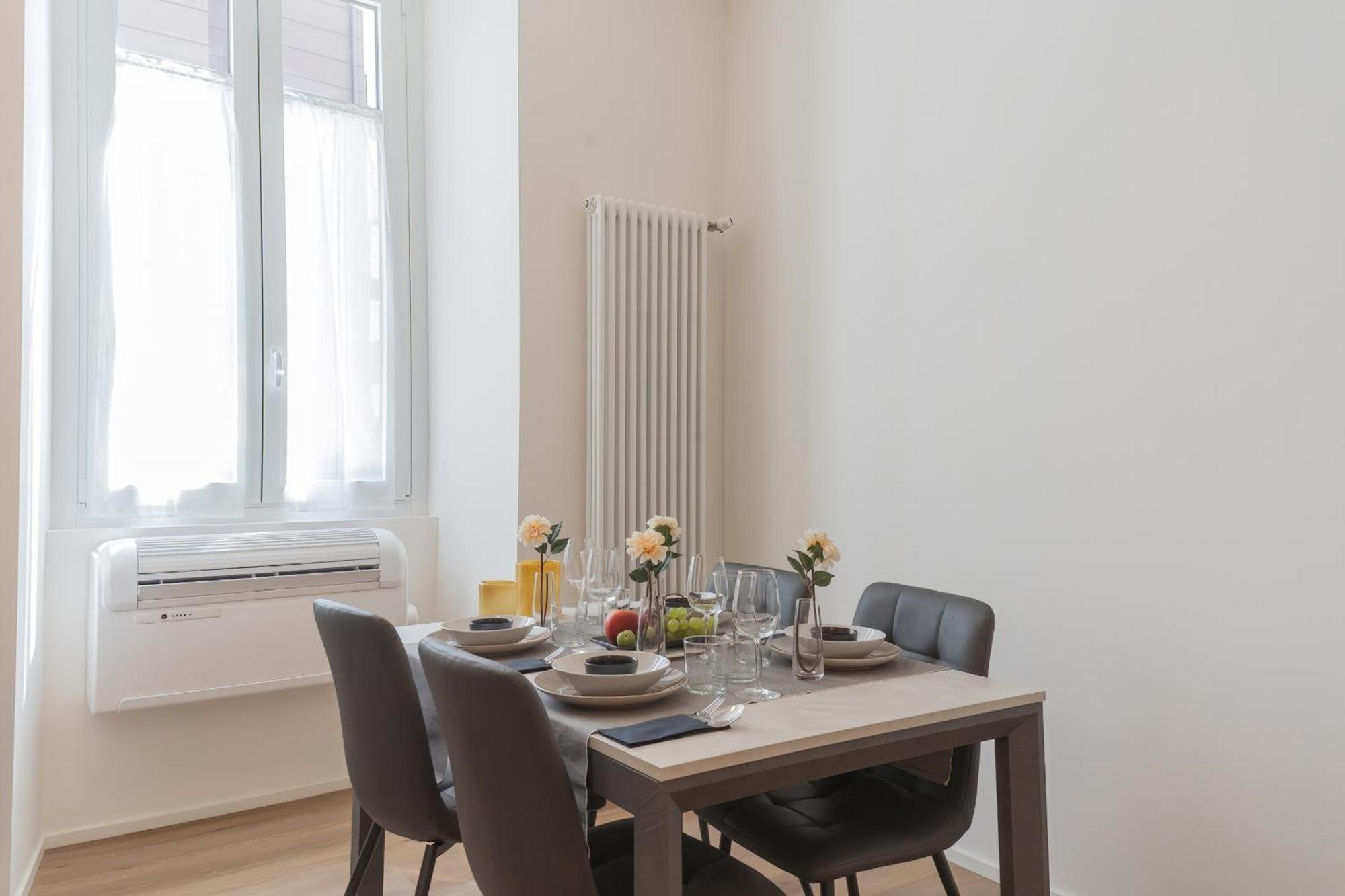 Manaraquattro - Apartament In Como Near The Center With Free Parking - Lake كومو المظهر الخارجي الصورة